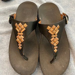 Fitflop size 5 black and brown